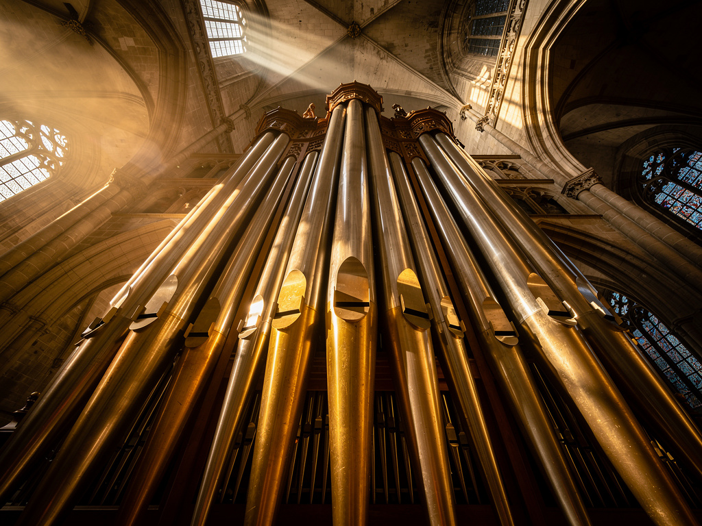Warum digitale Lösungen in Kirchengemeinden 2026 selbstverständlich werden – eKlecia® Kirchenmusik Blog